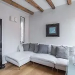 Luxury Biennale Design Veneza