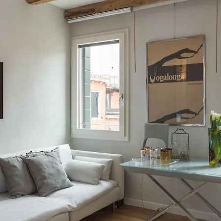 Semesterbostad Luxury Biennale Design *