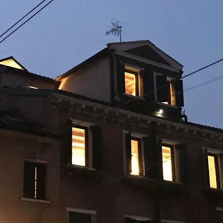 Luxury Biennale Design * Venedig